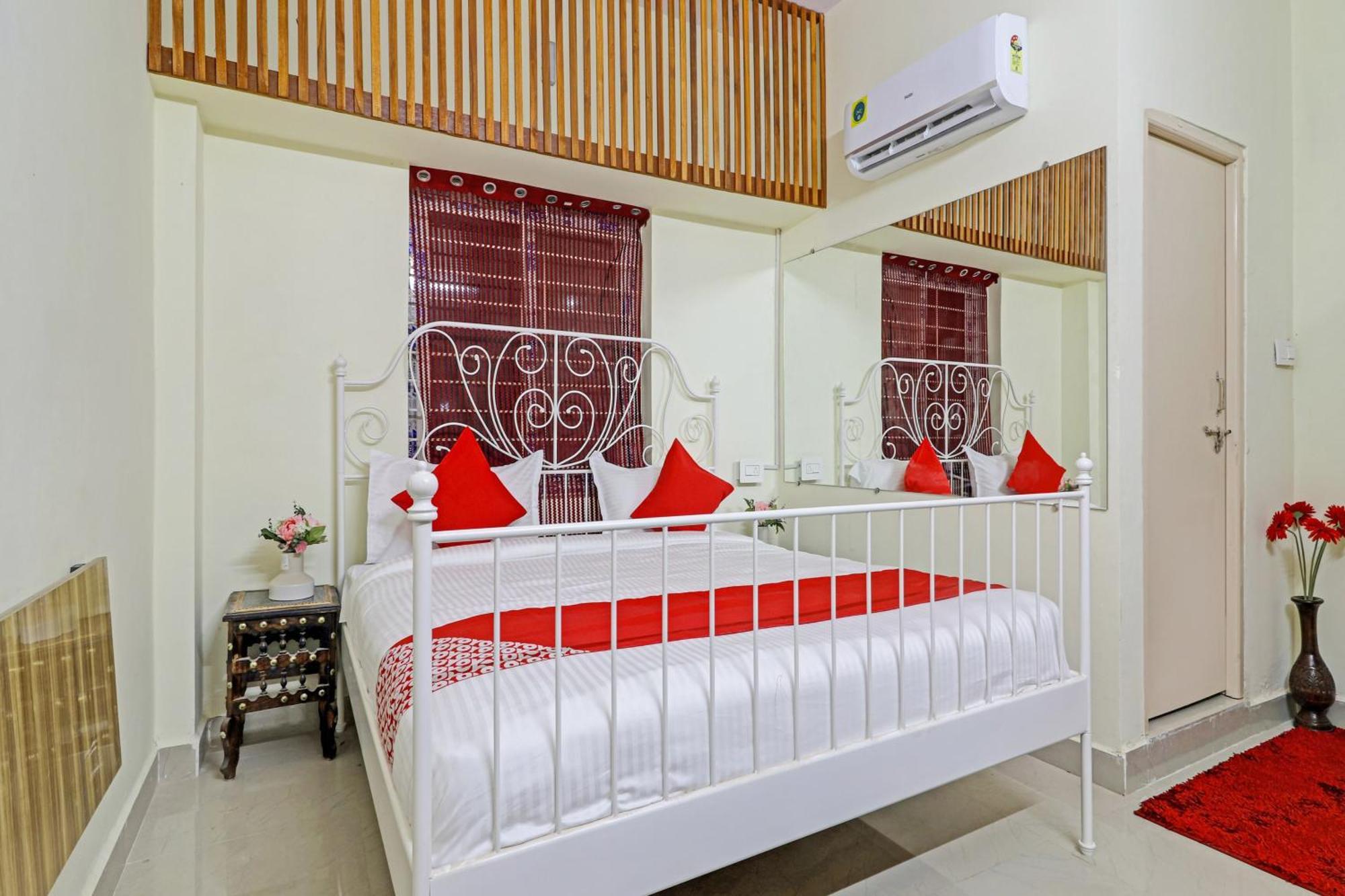 OYO Flagship 72003 Hotel DSR Inn Hyderabad Exterior foto